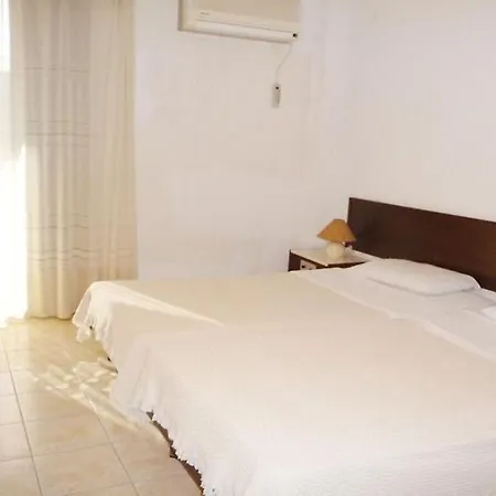 Hotel Lymiatis